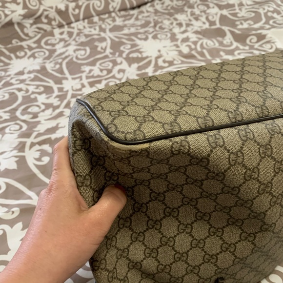 Authentic Gucci bag with optional shoulder strap - Picture 14 of 17